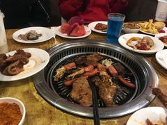 -兴烨汇海鲜自助