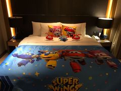 -上海滴水湖皇冠假日酒店