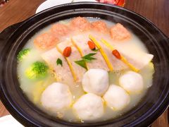 -大中华酒楼·主席武昌鱼·武汉美食地标(江汉路步行街店)