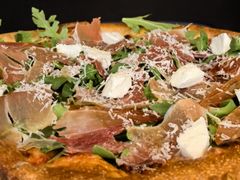 -WOLFGANG PUCK KITCHEN & BAR(迪士尼小镇店)