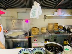 -老新隆牛肉锅贴(新街口店)