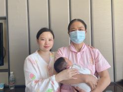 -臻康乃馨月子中心(集美店)