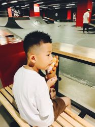 -塞巴斯汀SEBASTIAN专业美发店