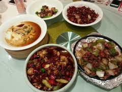 -小巴辣子川湘菜餐厅(星游城店)