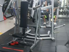 -超鹿运动(五四路恒力城店)