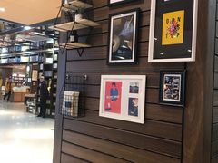 -新华书店(沙坪坝书城店)