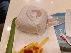 -麦当劳(花城大道华穗路店)