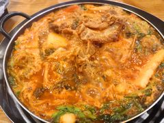 土豆排骨火锅-喇喇排骨火锅·传统韩式脊骨汤(望京西园总店)