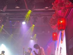 -喜鹊音乐酒馆(西街店)