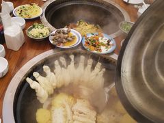 -小媳妇铁锅炖鱼(世博园店)