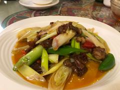 葱爆羊肉-新疆红柳花餐厅(新洲店)