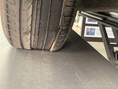 -杭州中升之星奔驰4S店(滨江店)