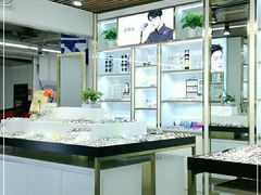 -臻美视爵眼镜·明月·依视路·蔡司折扣店(广渠门店)