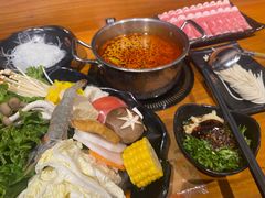 -呷哺呷哺(万达新世界店)