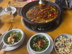 -小饕荟雅安贡椒鱼鲜馆(广福桥店)