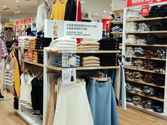 -优衣库(上海虹口龙之梦店)