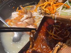 -伍师兄市井火锅(东部星悦天地店)