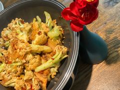 -蜜桃餐厅·伴山(湖滨商业街店)