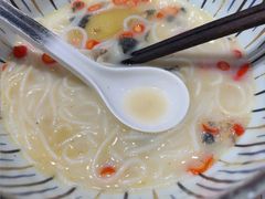 -鲜越鲜鱼粉(财富购物中心店)