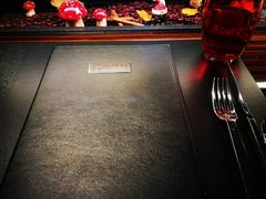 餐具摆设-L'ATELIER de Joel Robuchon(外滩18号店)
