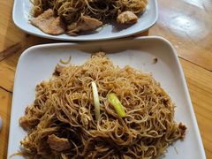 肉片炒米粉-永利炭炉鸡