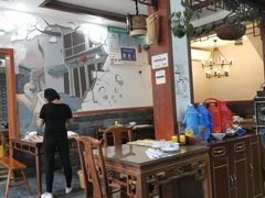 大堂-临街徽菜馆·正宗黄山味