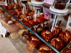 -VERIE BAKEHOUSE