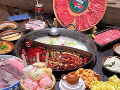 -周小明火锅(黑金冠社区店)