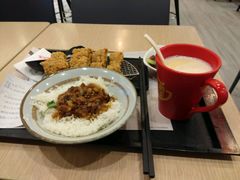 喷香卤肉饭尬脆鸡-永和大王(共和新路店)