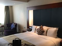 -上海浦东假日酒店