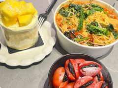-W COLLECTIVE  DESSERT SHOP