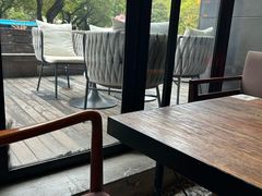 -Carbon莫卡哆·意大利复古集市餐厅(杭州大厦店)
