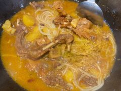 -袁小二大东北铁锅炖(吉祥村总部)