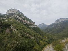 -抱犊寨风景区