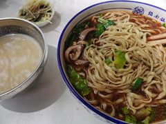 -镇南锅盖面馆(解放路店)