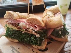 -Catch Bagel(芳草地店)