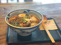 草本酸菜肥肠面-芜小皖砂锅菜(青山街店)