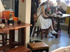 大堂-宝瑞门钉肉饼店