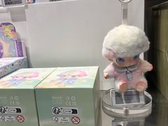 -泡泡玛特POPMART(侨福芳草地店)