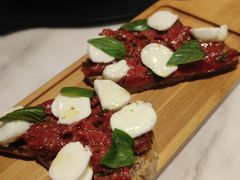 水牛芝士配番茄威尼斯小吃-IL TEATRO 精品意大利餐厅