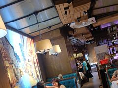 -领鲜活海鲜榴莲自助火锅(东门店)