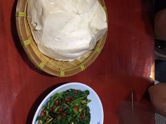 -窄巷子陕菜馆·地道陕西菜(粉巷店)