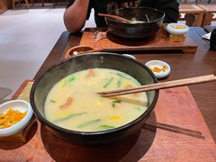 -银米·云南传统过桥米线(双廊黑金冠店)