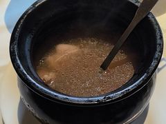 -八府香鸭·啫啫煲(华山路店)