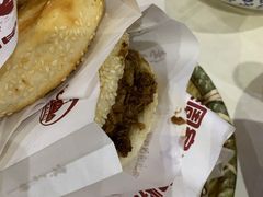 牛肉烧饼（多肉）-穆得·老周家牛肉烧饼(普利街店)