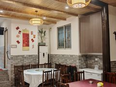 -华光驿站私房菜·黑金冠