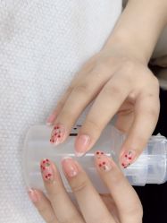 -ManiQ 美甲美睫專門店