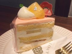 白凤桃の忌廉蛋糕-KNOTKNOT珞珞·日式甜品(K11店)