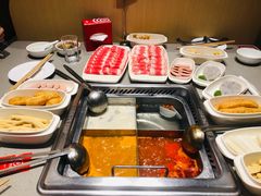 -海底捞火锅(金山百联店)