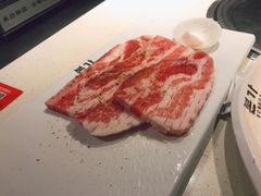 满心尝五花肉-本家韩国烤肉(青岛万象城店)
